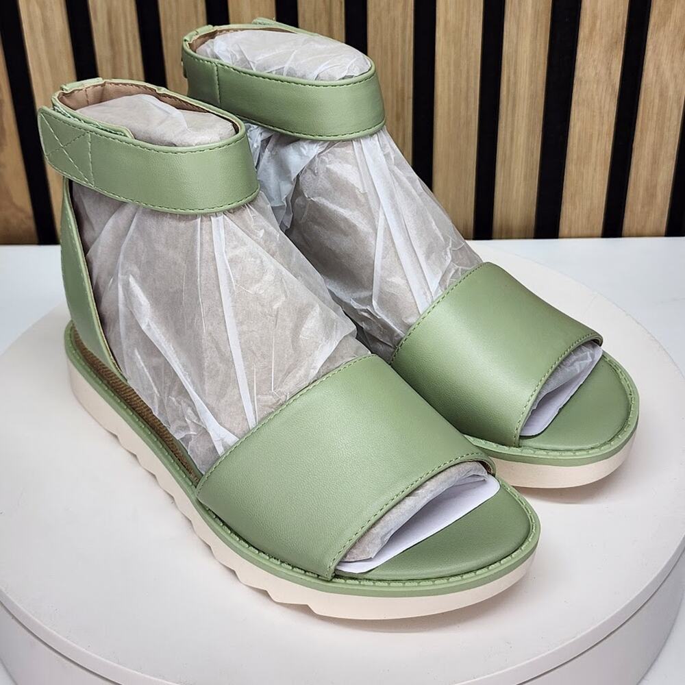 NEW - Giani Bernini Constancia Women’s Wedge Sandals Ankle Strap - Size 5.5 M
